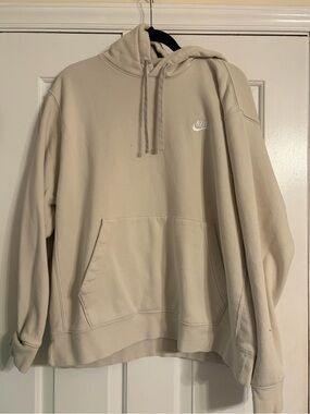Nike Men’s Beige Pullover Hoodie